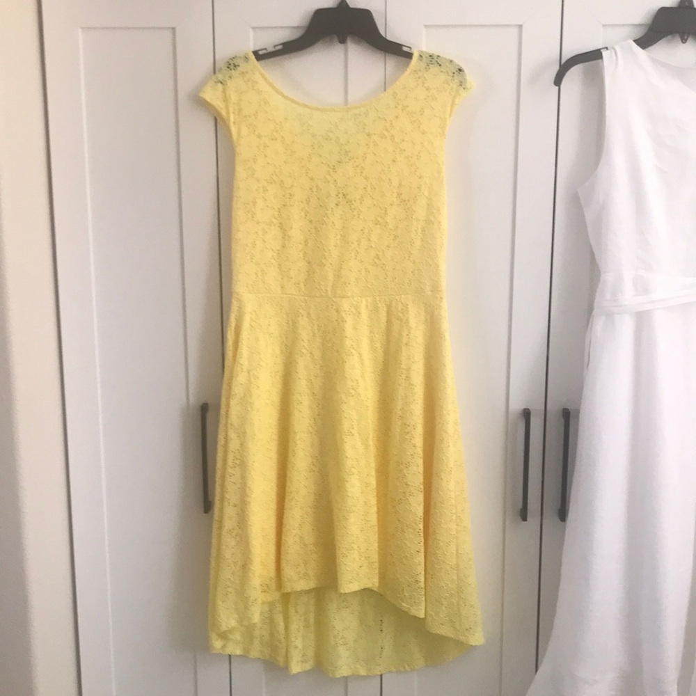 Woman' Yellow Lace Hi-Low Dress